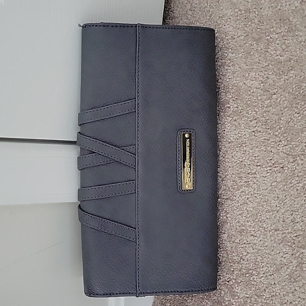 BCBGeneration clutch - Picture 2 of 3